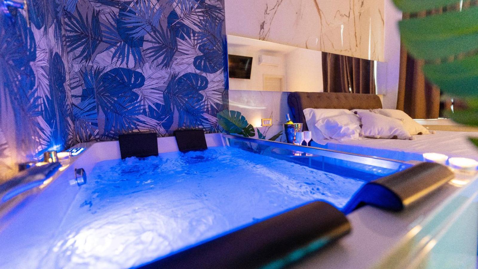 Mazzini Luxury Jacuzzy Suite カターニア エクステリア 写真