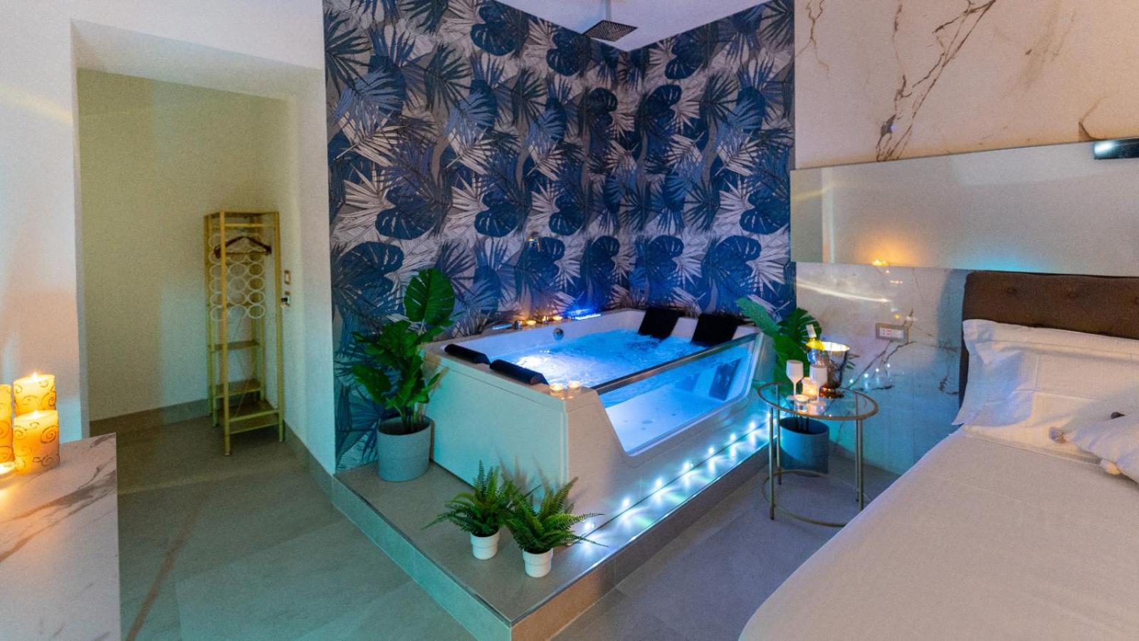 Mazzini Luxury Jacuzzy Suite カターニア エクステリア 写真